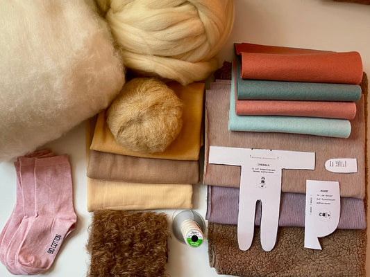 Material-Liste & Werkzeuge: Was brauchst du wirklich für eine Waldorfpuppe?