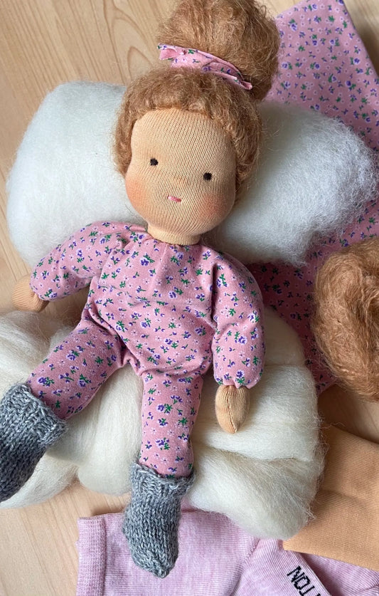 Waldorfpuppe selber nähen: Wer oder was ist eigentlich „Puppas LIEBLING“?